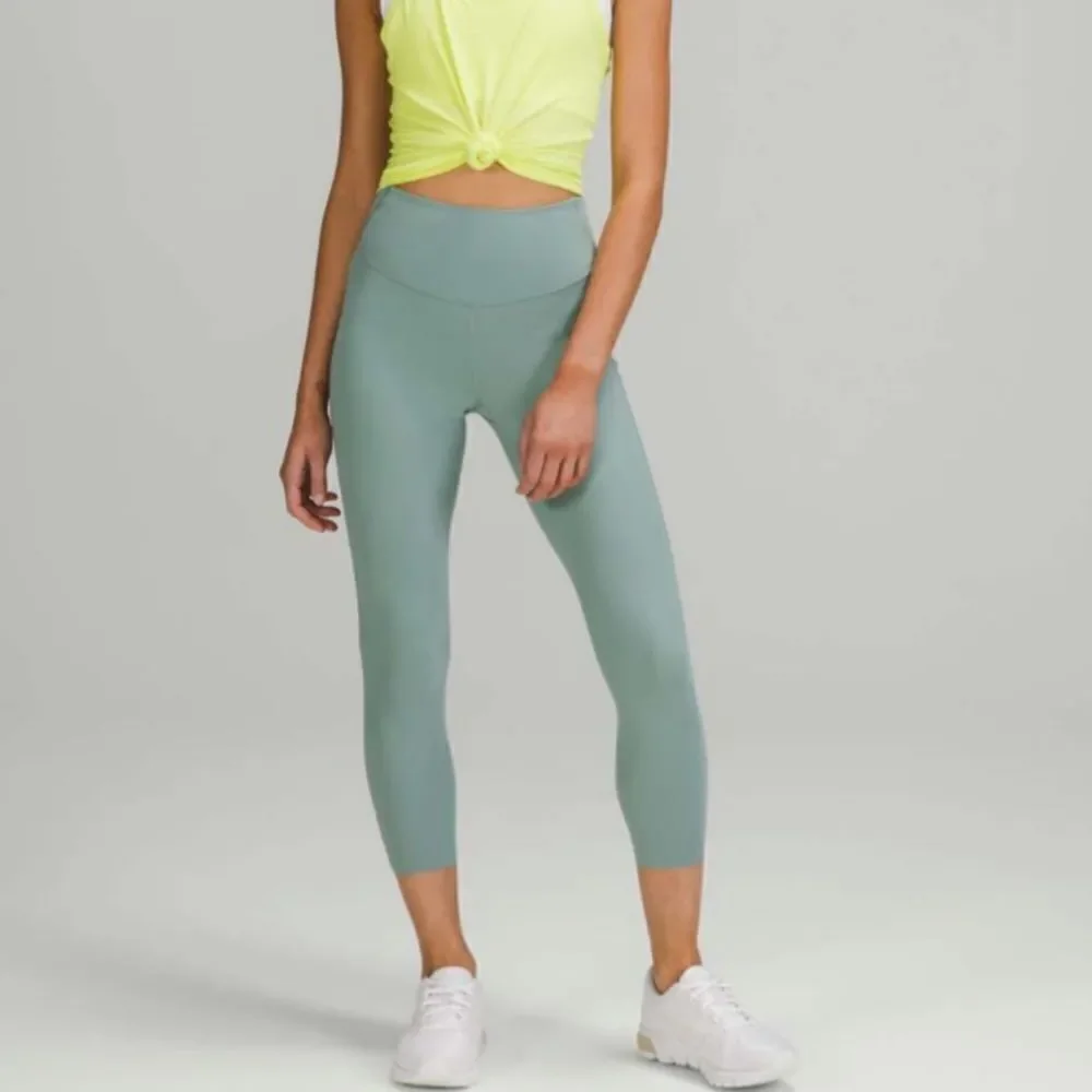 Lululemon base pace high rise crop 23 inch
